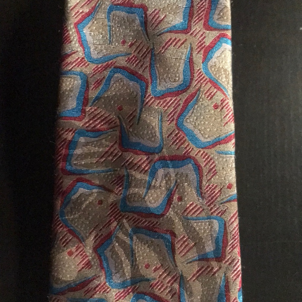 Elàan design tie